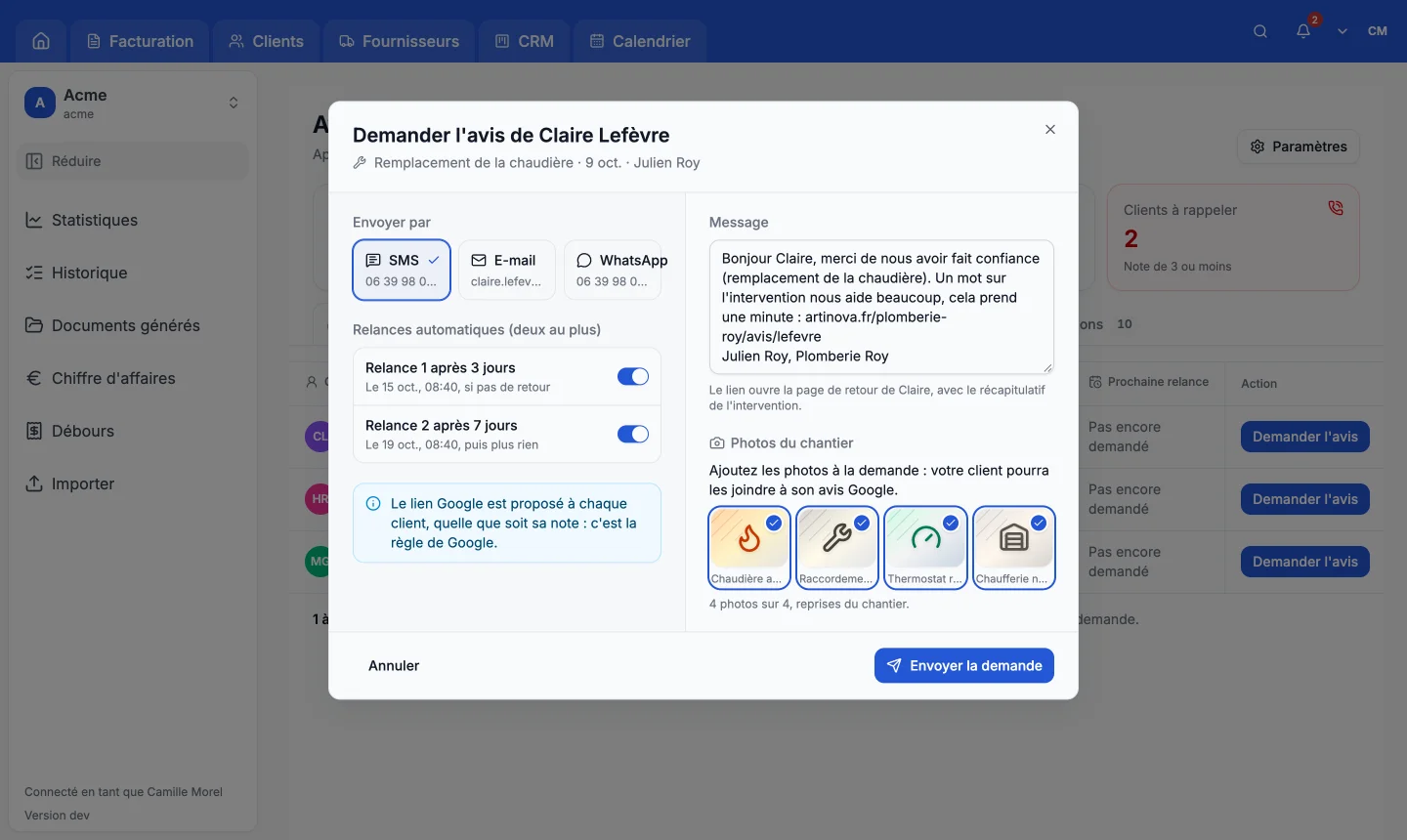Écran de conception Artiforce : demande d'avis à une cliente après le remplacement d'une chaudière, envoi par SMS, deux relances automatiques, message personnalisé et quatre photos du chantier jointes.